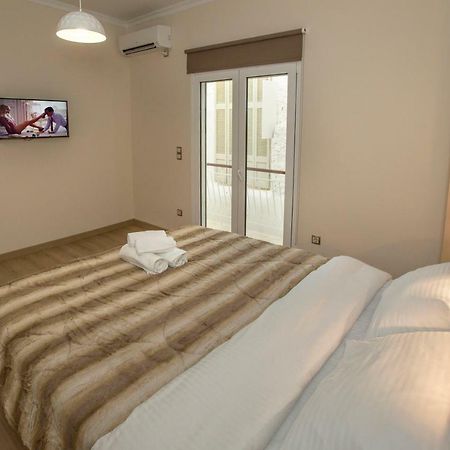 Spacious & Convenient Place Near Acropolis Museum By Ghh أثينا المظهر الخارجي الصورة